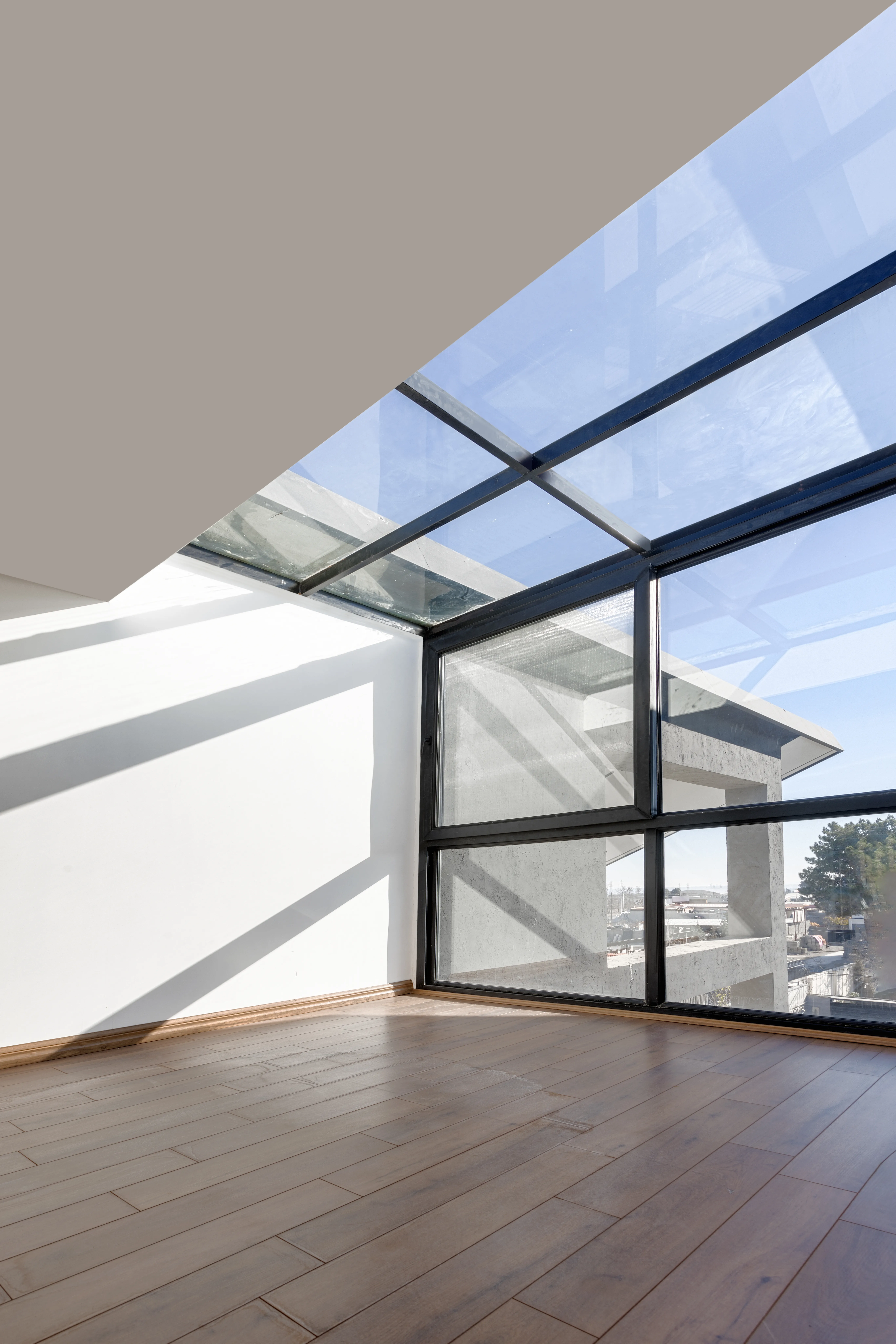 𝗠𝗶𝗮𝗻 Villa